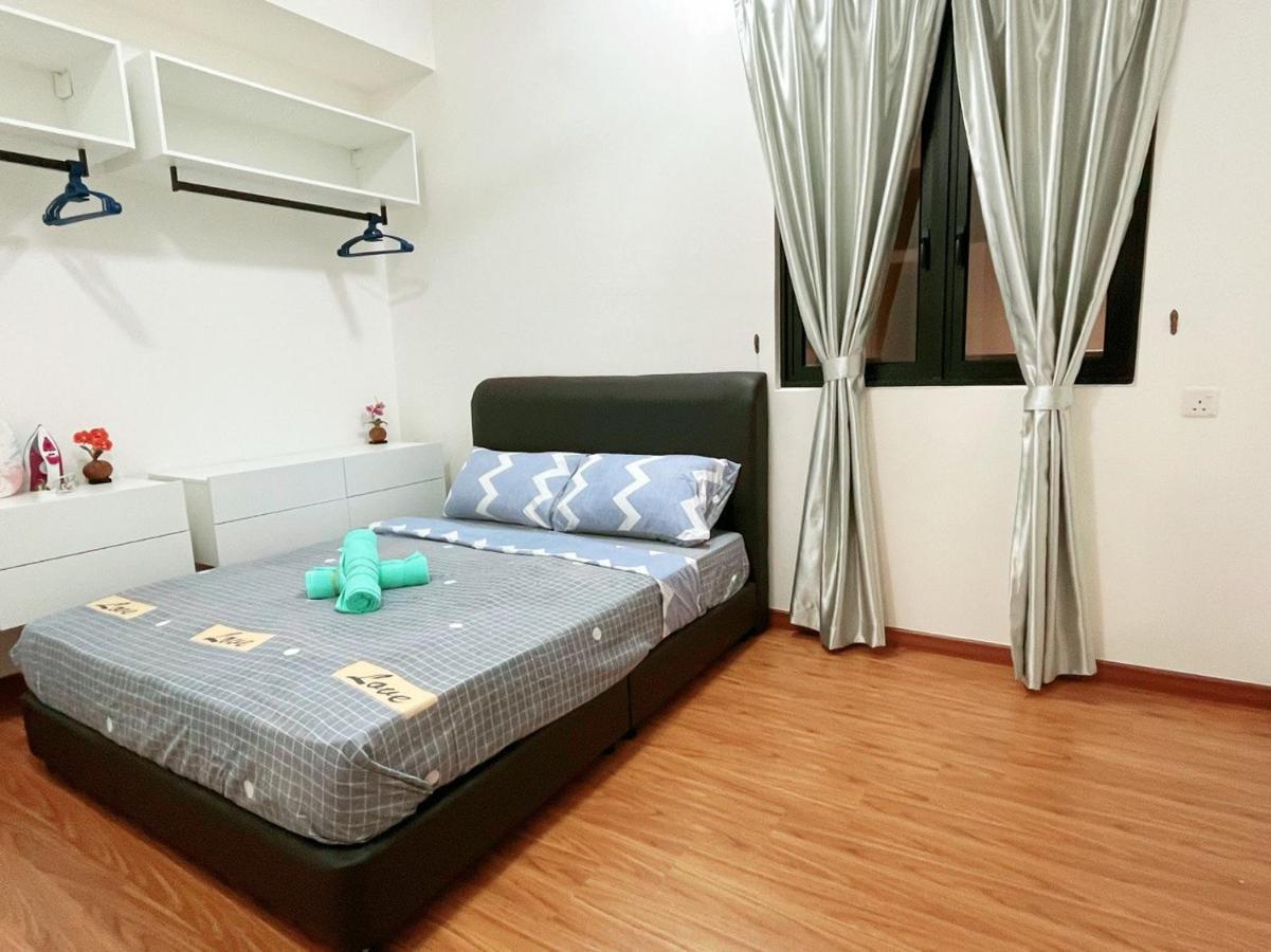 Beacon Executive By Fantabulous George Town
