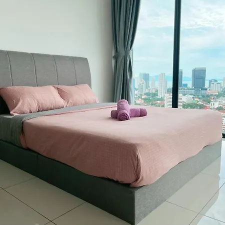Beacon Executive Suite By Fantabulous Guest House George Town Exterior photo