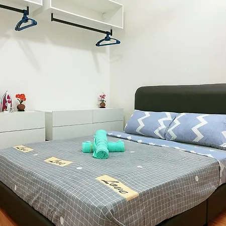 Beacon Executive Suite By Fantabulous Guest House George Town Exterior photo